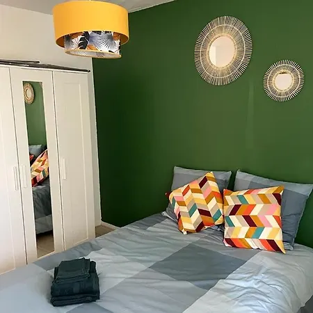Le Rousseau Avec Parking Gratuit Apartment *